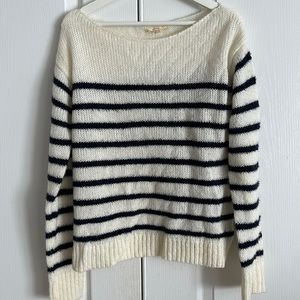 Boat neck sweater